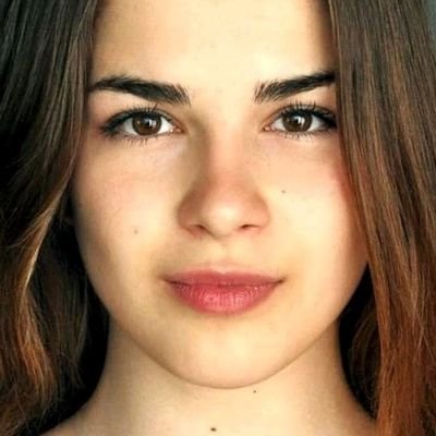 MihaelaLekic's profile picture. Figuring out my next move.