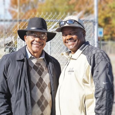 Coach Rodney Saulsberry Sr