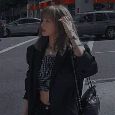 Sandra56444300's profile picture. 