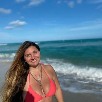 Evegraciani's profile picture. ⚖️UNR DERECHO⚖️