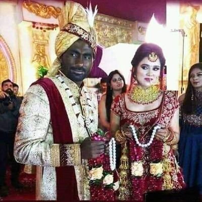 Adeel93485310's profile picture. 