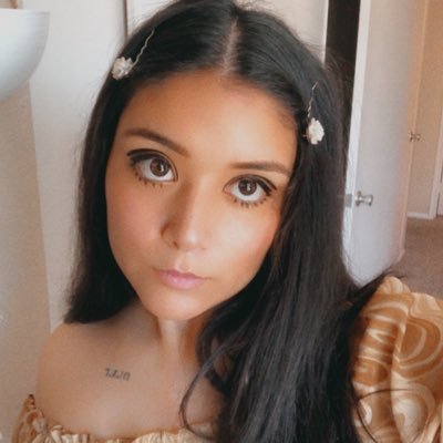 val_of_valor's profile picture. I may be a broken girl but at least I’m not a broke girl