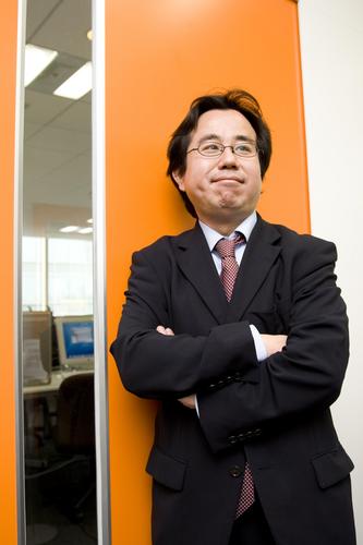 iwgpmaru0912's profile picture. 某公社でハンズオンマネージャーやっています。基本映画屋です。他にもいろいろやってますけど。デジハリ大学院大阪校でせんせいなんかもしてます。大阪ロケ協にもちょっと関係しています。大阪市立大学都市研究プラザ特別研究員。写真は出身地にある池袋西口公園IWGPです。プロレスではありません