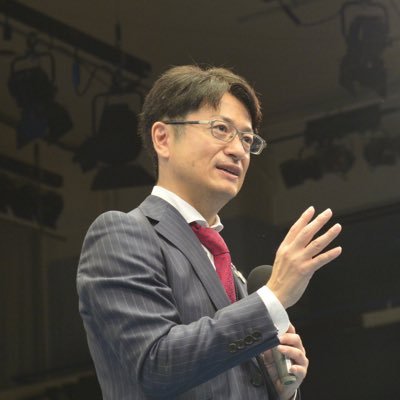 tatsuyawani's profile picture. 『年間報酬3000万円超えが10年続くコンサルタントの教科書』著者/27歳でコンサル起業して27年目、ビジョンとお金を連動させるキャッシュフロー経営を支援/フォローすると部下・顧客との面談力がUPします/日本キャッシュフローコーチ協会代表理事・会員800人超/新たな職業の創造/プロレスに学ぶビジネス理論も発信 /