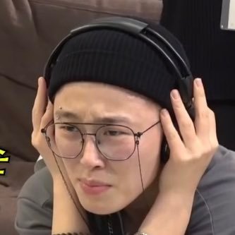 w_whistle_'s profile picture. 허휘수의 멋찐 모습 저장