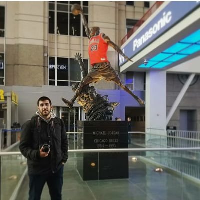 FranHer7's profile picture. Periodista | Comunicación y Marketing en el @PcientificoUMH e @IdiomasUMH. 🏀❤️.