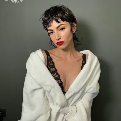 Elshaer12511258's profile picture. ‏‏‏• لا شيء يكتمل معي حتى صداعي نصفي..