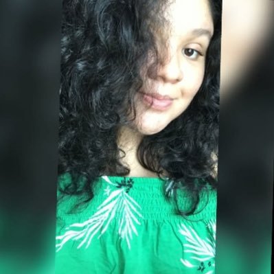 ValeriaVidal08's profile picture. 