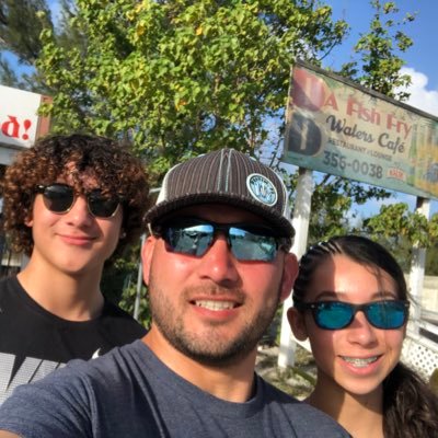 twitting_moncho's profile picture. 