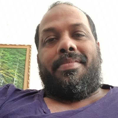 Erik05324033's profile picture. 