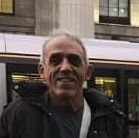 Creo en la libre empresa, en la democracia en la propiedad privada, la libertad de pensamiento y de expresion. Creo en Dios. Vegetariano.