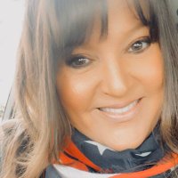 jules (@mommyjrd) 's Twitter Profile