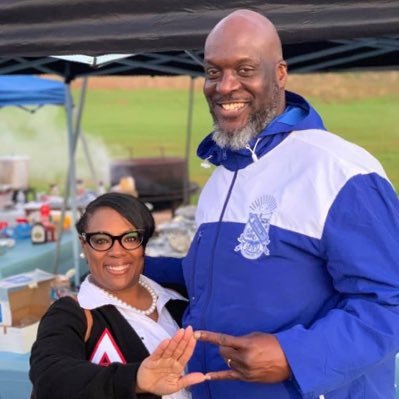 I am one who follows God and loves to treat people like I want to be treated! An administrator, educator, & one who cares for his family & people!