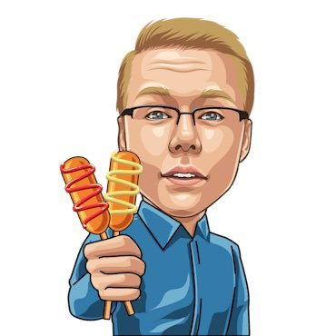 Growing up they called me the corndog kid. Now I study web development. Welcome to my journey! 👨🏼💻