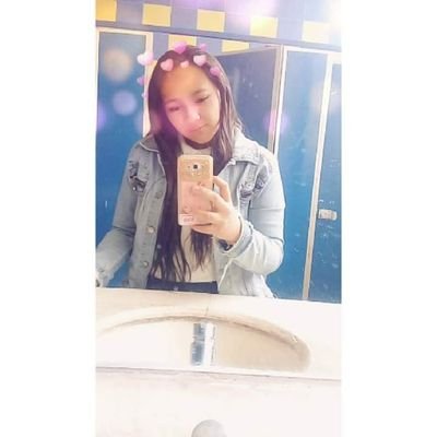 CastrorexC's profile picture. 💜💜💜