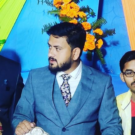 chandan14603667's profile picture. सेवा, परोपकार और दु:खी की सहायता मनुष्य के प्रधान कर्तव्य हैं।