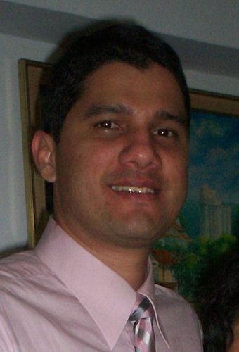Ingeniero en Informática y actualmente estoy cursando una Maestría en Gerencia de Tecnologías de Información y Comunicación
