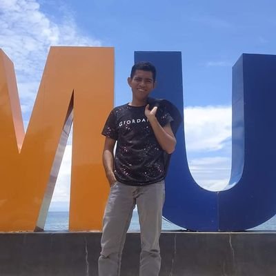 LaDidi17129926's profile picture. banyak jalan menuju roma