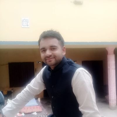 Muhamma50985803's profile picture. Banker