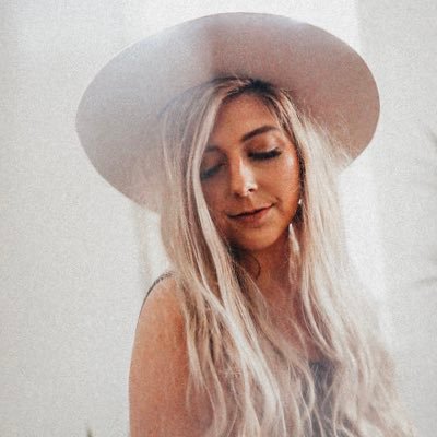 LexPoulakos's profile picture. 90% hair