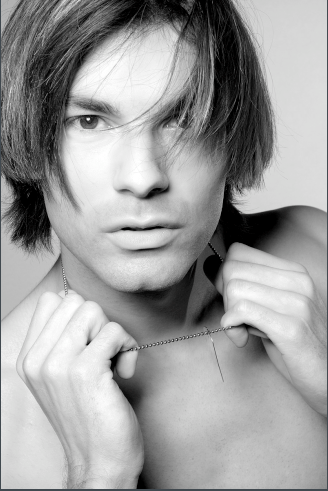 cdric19's profile picture. 