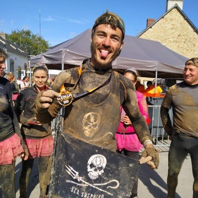 Ancien obèse qui a pris sa revanche sur la vie. 🥀 Vegetarien 🌱 ~Goal: Iron Man 🏊🏼🚴🏼🏃🏽 ~Etudiant en diététique et nutrition sportive~