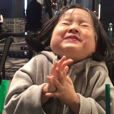 bluemoonpn's profile picture. 