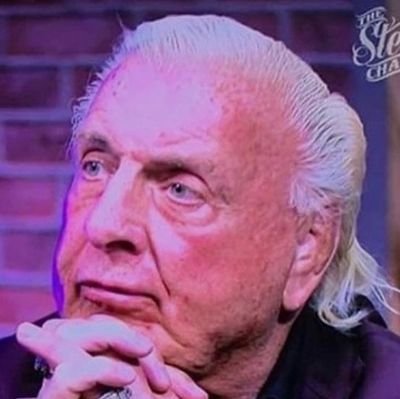 soplapillas's profile picture. Retrasado el que lo lea