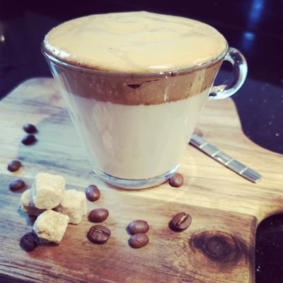Student led cafe situated on Norwich City College campus. Open Monday to Friday serving a range of hot & cold beverages,snacks, salad bar & hot lunch dishes