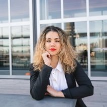 Group coaching for POC. More interviews w/ less applying through key secrets of LinkedIn & resume optimization, networking. Learn to negotiate confidently.
