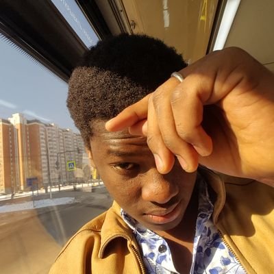 Moussa95812647's profile picture. follow moi et je te follow à la vitesse Sonic commente moi et tu verras plus que commentaire Rt moi et je fais également..✌ objet 100k...