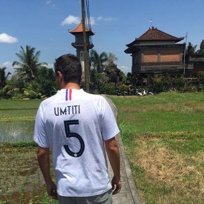 g0nedu69's profile picture. Même si c'est pas tous les jours facile, un jour je serai le prince de ma ville 🔴💙