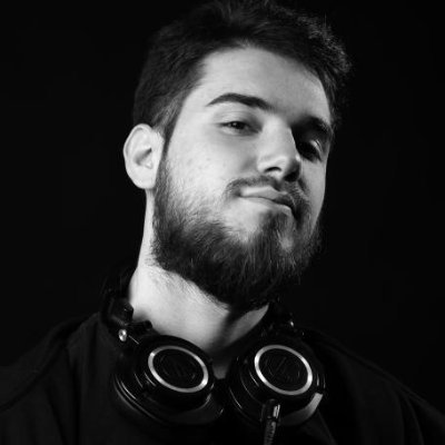 DrakDustM's profile picture. Hi, my names Renato (call me Ren) 
I am a gamer, musician and a guff ball
I'm posting bugs, funny stuff and some nice pictures from time to time 😁