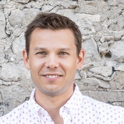 ehagemann's profile picture. Son of Dennis. Currently hiding out in Canada with my wife and morkie.