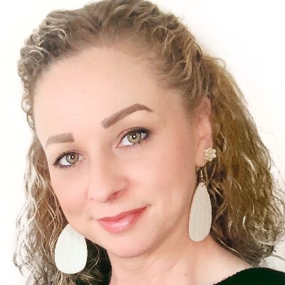 I’m a Lifestyle Influencer & Strategist; advocating for The Love of Mental Health Movement! Live healthy and productive, with a fresh renewed perspective!