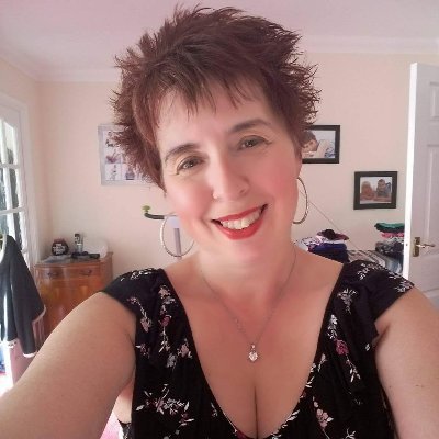 LyonLeanne's profile picture. Email: leannemariebowers@live.co.uk or http://t.co/Btktwlp2r0