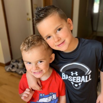 KellyMi27238426's profile picture. 