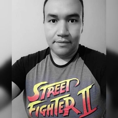 Me gustan los videojuegos, ver películas y escuchar música