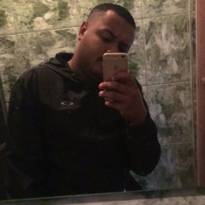 O dia em que eu estiver prestes a perder a esperança, ajuda-me lembrar que o senhor é o dono da minha vida! 🧎🏾🙌🏾
