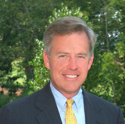 EDWARD P. HUDSON focuses on residential and commercial real estate. He represents a variety of lenders, developers, builders, investors, buyers, and sellers.