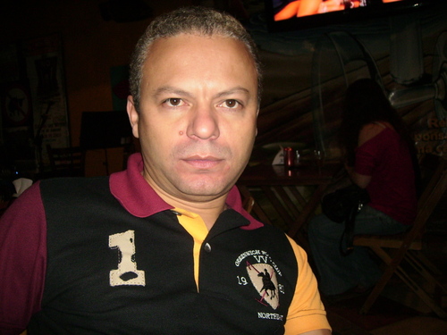 val_dir_2014's profile picture.