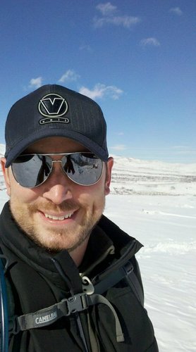 IT Consultant living in Reno. Love backpacking the Sierra Nevada, hiking, Android, Mac, live music, beer and wine.
