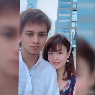 在タイ6年🇹🇭バンコク在住｜結婚4年｜アラフィフの3歳児育児｜社会人2年生タイ人ギフテッド夫との生活悪戦苦闘｜義母とは4歳差｜義実家コンケーン｜バンコクライフを楽しんでます｜息子に手がかからなくなってきたと思ったら更年期で辛🥲