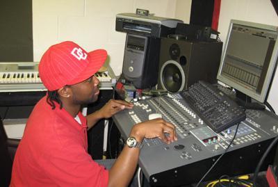 GreenKnight_'s profile picture. One of the South’s premier music producers & far more than a beat maker. Let me create a hit for you. I'm known to masterfully work samples or originals tracks.