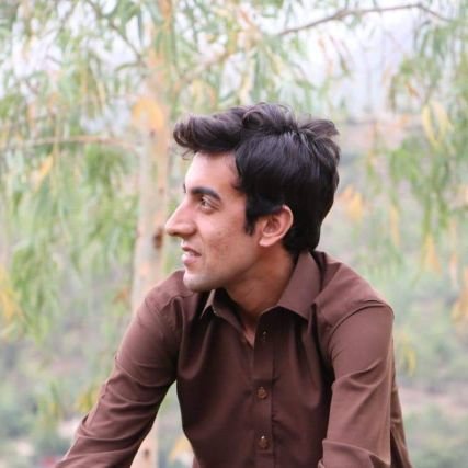 ZiAUllahDurrAn7's profile picture. 