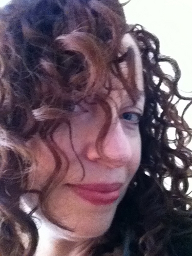 I'm a curly girl and a hairstylist with a passion for beautiful curls . I am also a Deva inspired stylist and  a member of Curly Hair Artistry. Love your curls!