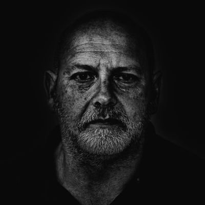 hi I'm a fine art b&w photographer