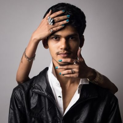 coolkartik123's profile picture. Just a young author
Romancing love as a language
through his poetry and
Learning through life.