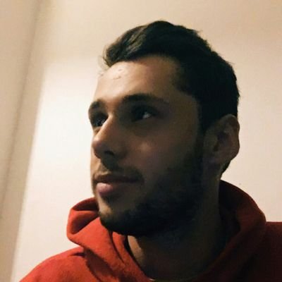 Sparitotm's profile picture. 22 yo, trackmania player, co-manager for @Versa_esport. 
streamer on my free time https://t.co/vzNhlhAAJm