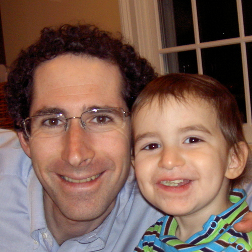 Ken Richmond: Cantor & Family Educator @ Temple Israel of Natick MA.  Yiddish enthusiast, klezmer fiddler.  Husband of Shira Shazeer dad to Zalmen & Velvel